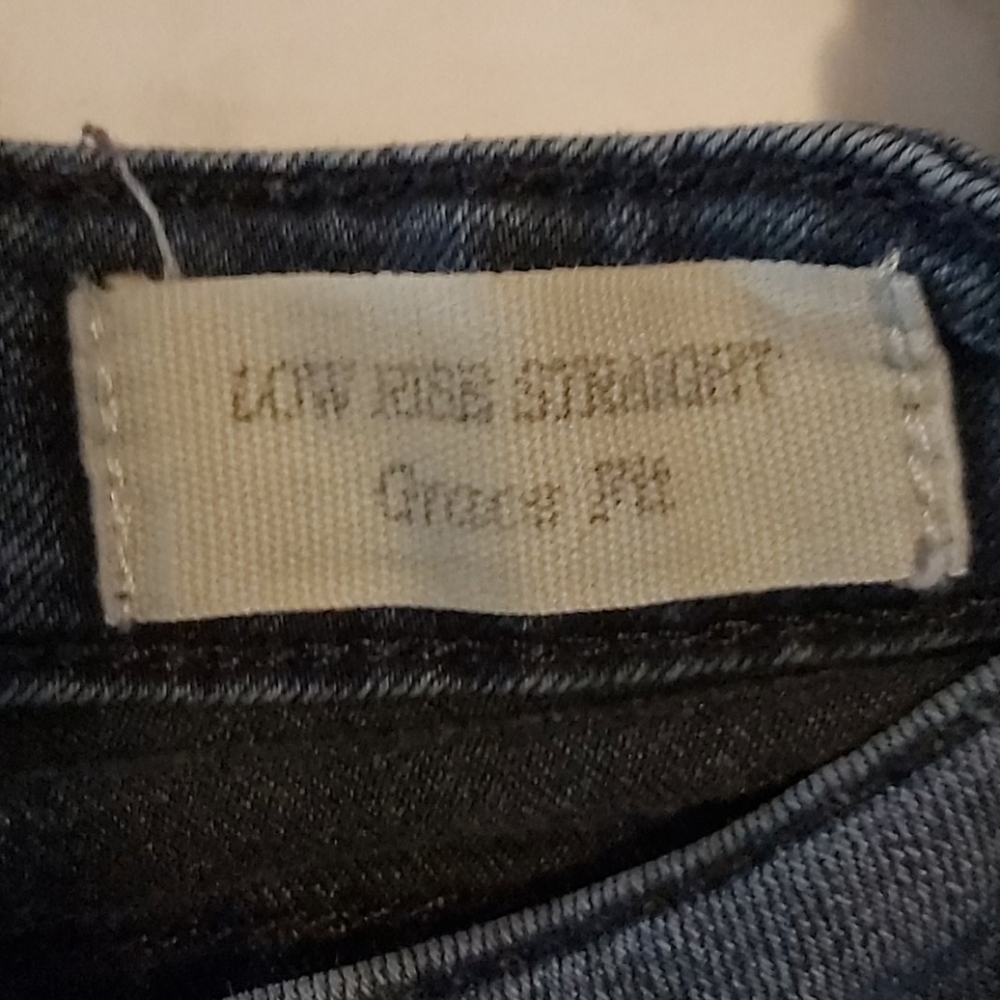 Guess Low Rise Straight Leg Jeans Size 27 - Picture 3 of 8